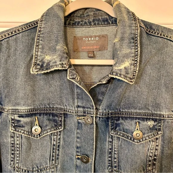 Torrid Classic Long Denim Jacket with Distressed Details Size 1X - Picture 3 of 10